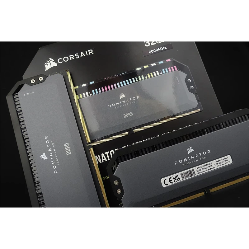 رم DDR5 کورسیر Dominator Platinum RGB 64GB 6600 CL32 رم کورسیر مدل DDR5 Dominator Platinum RGB ظرفیت 64 گیگابایت فرکانس 6600